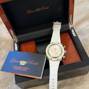 Glam rock watch! White woven band